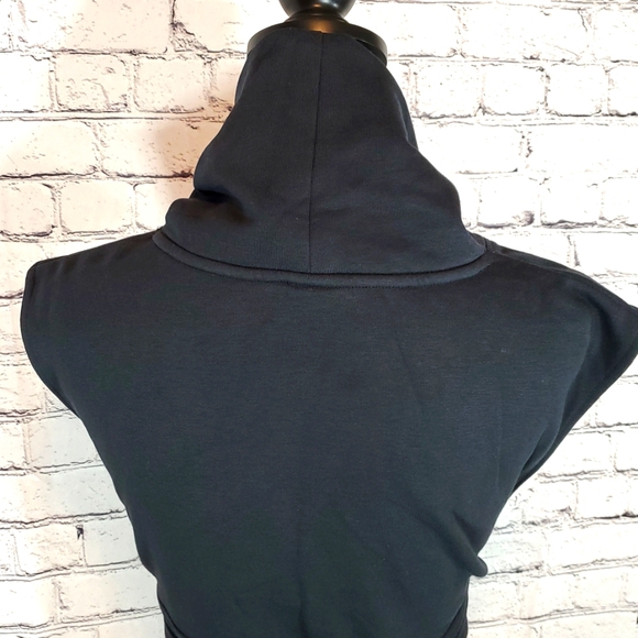 Nike Black Cowlneck Dri-Fit Cover-Up Top Size M EUC - Picture 5 of 12